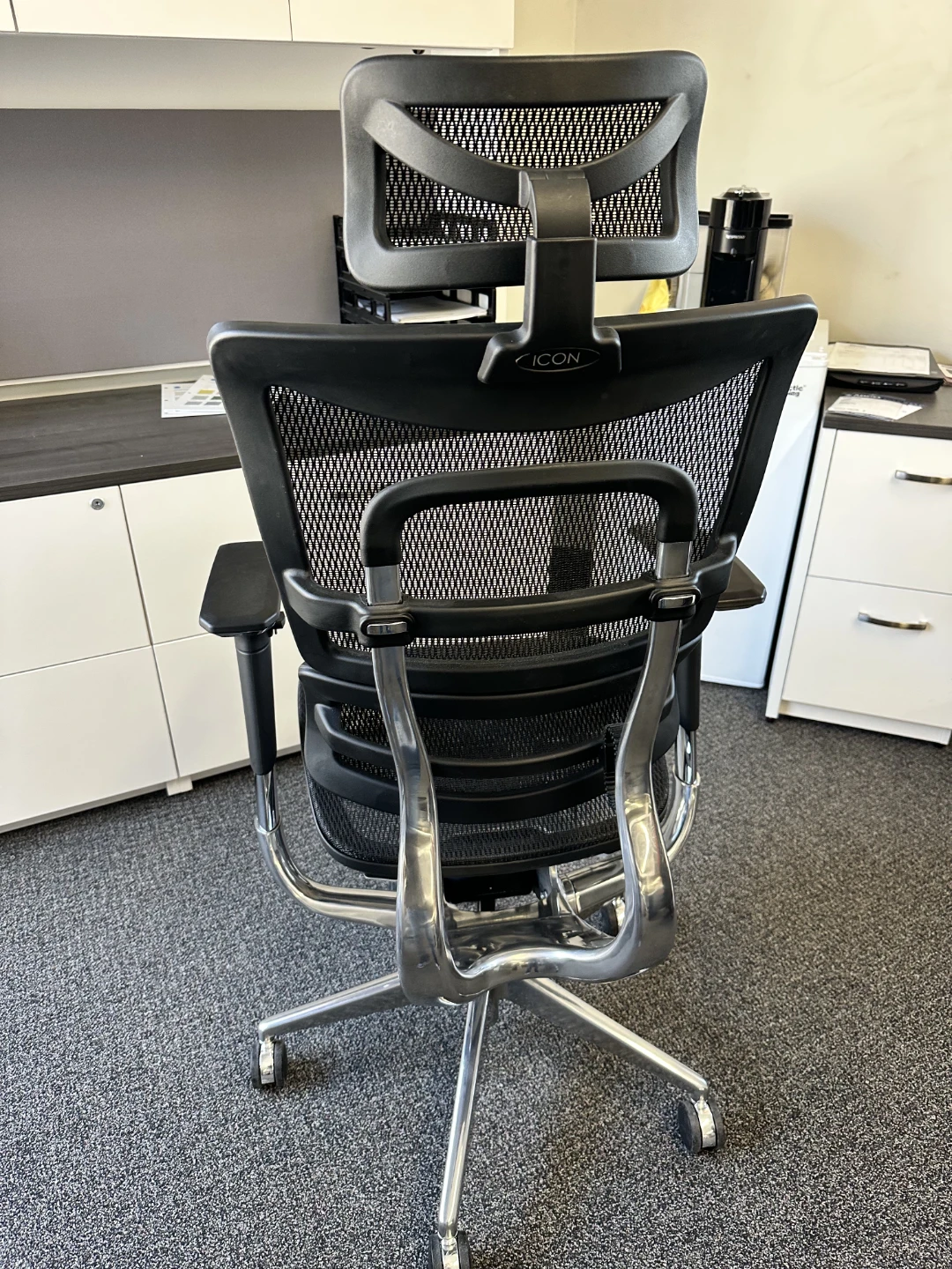 Black Mesh Ergonomic Office Chair - photo 3