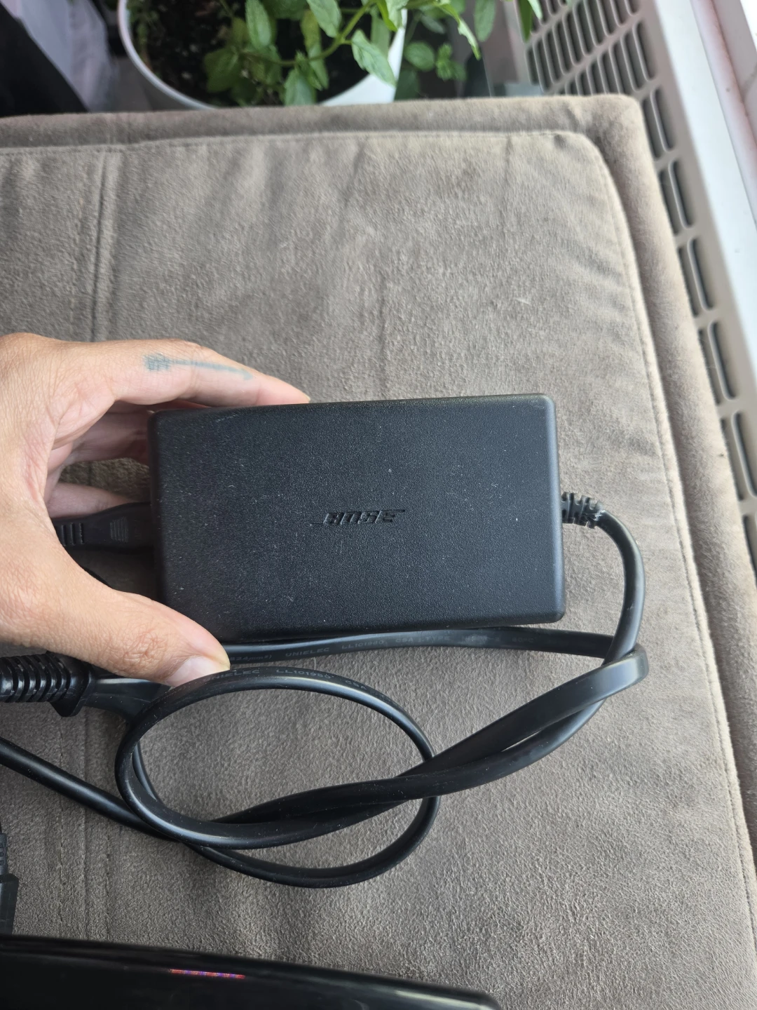 Bose SoundDock Portable Speaker - photo 2