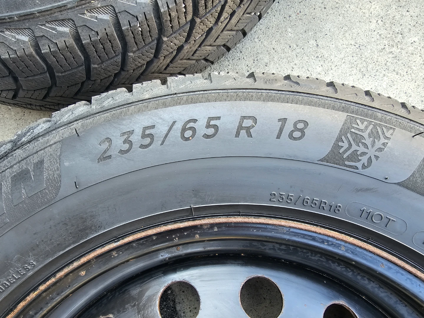 235/65 R18 WINTER TIRES ON STEEL RIMS - photo 3