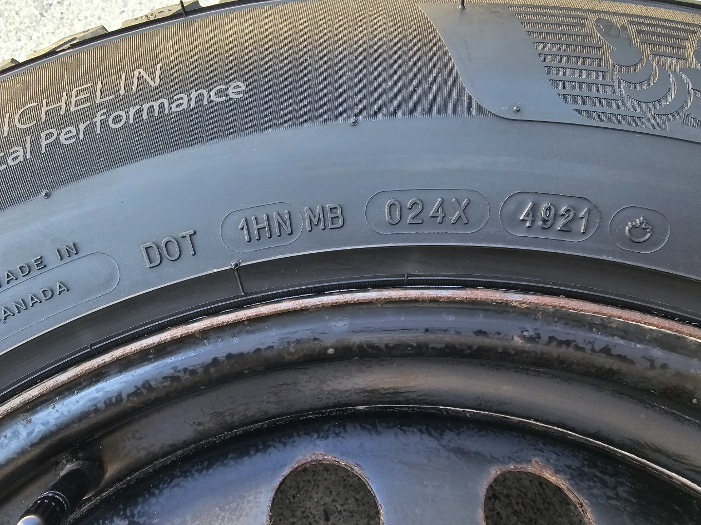 235/65 R18 WINTER TIRES ON STEEL RIMS - photo 4