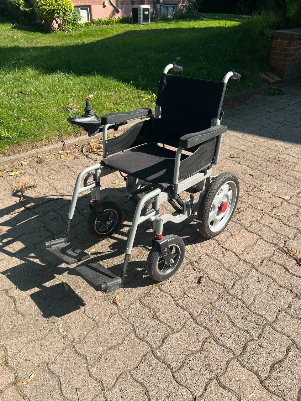 Electric Wheelchair