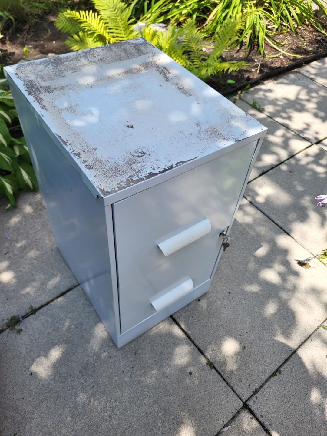 2-Drawer Locking Metal Filing Cabinet