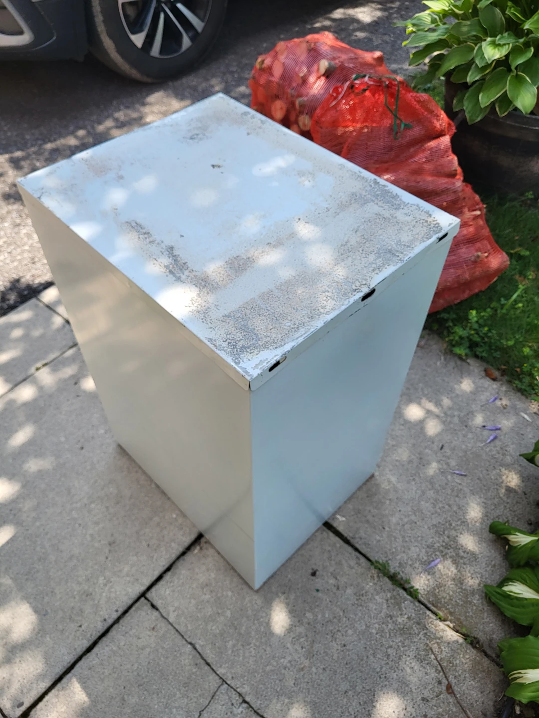 2-Drawer Locking Metal Filing Cabinet - photo 3