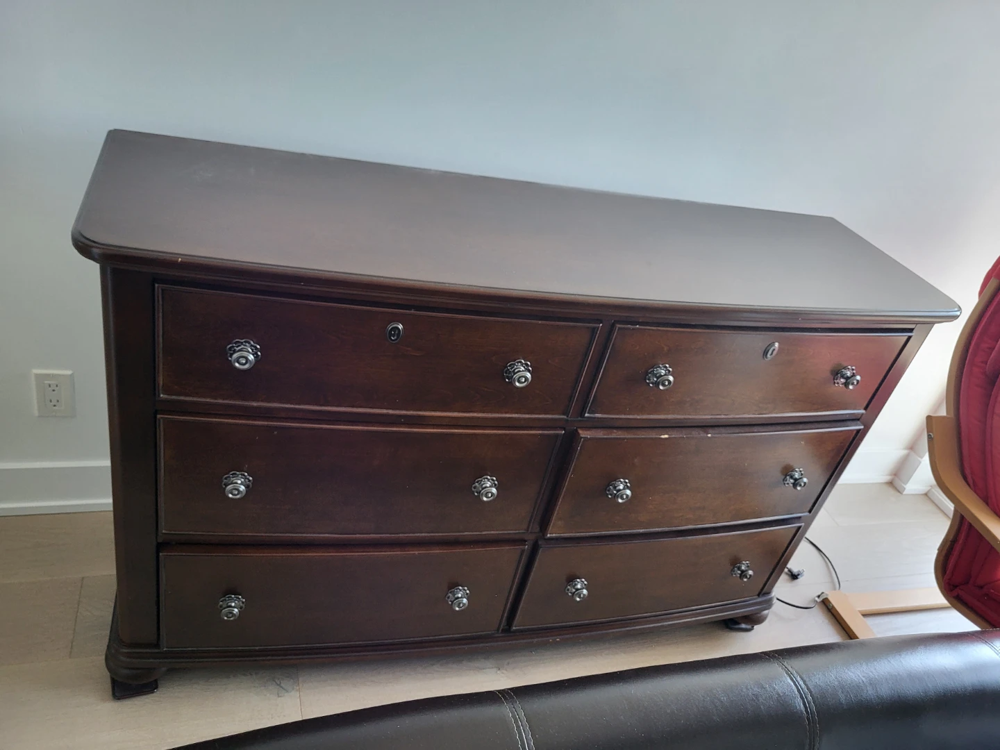Solid Wood Bedroom Set – Dresser & Nightstand - photo 2