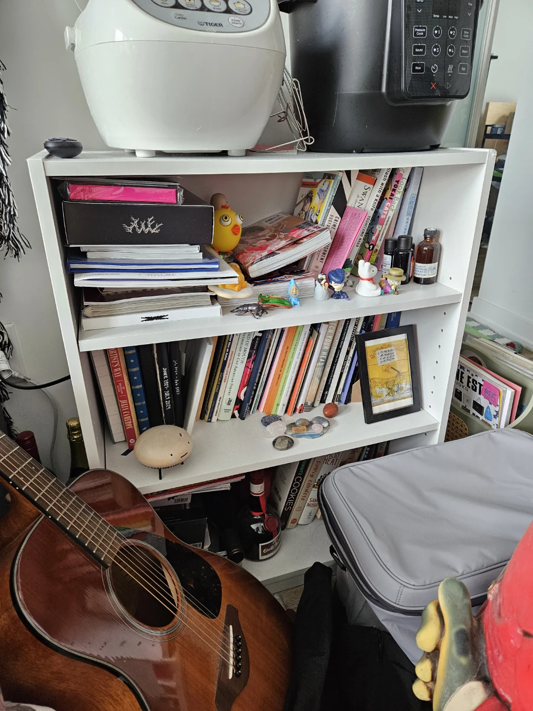 White Bookshelf with 4 Tiers - photo 2
