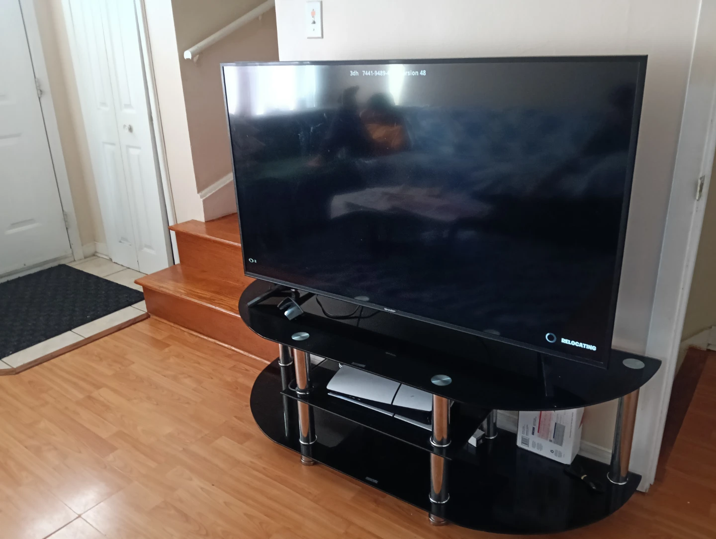 TV table and glass round top table