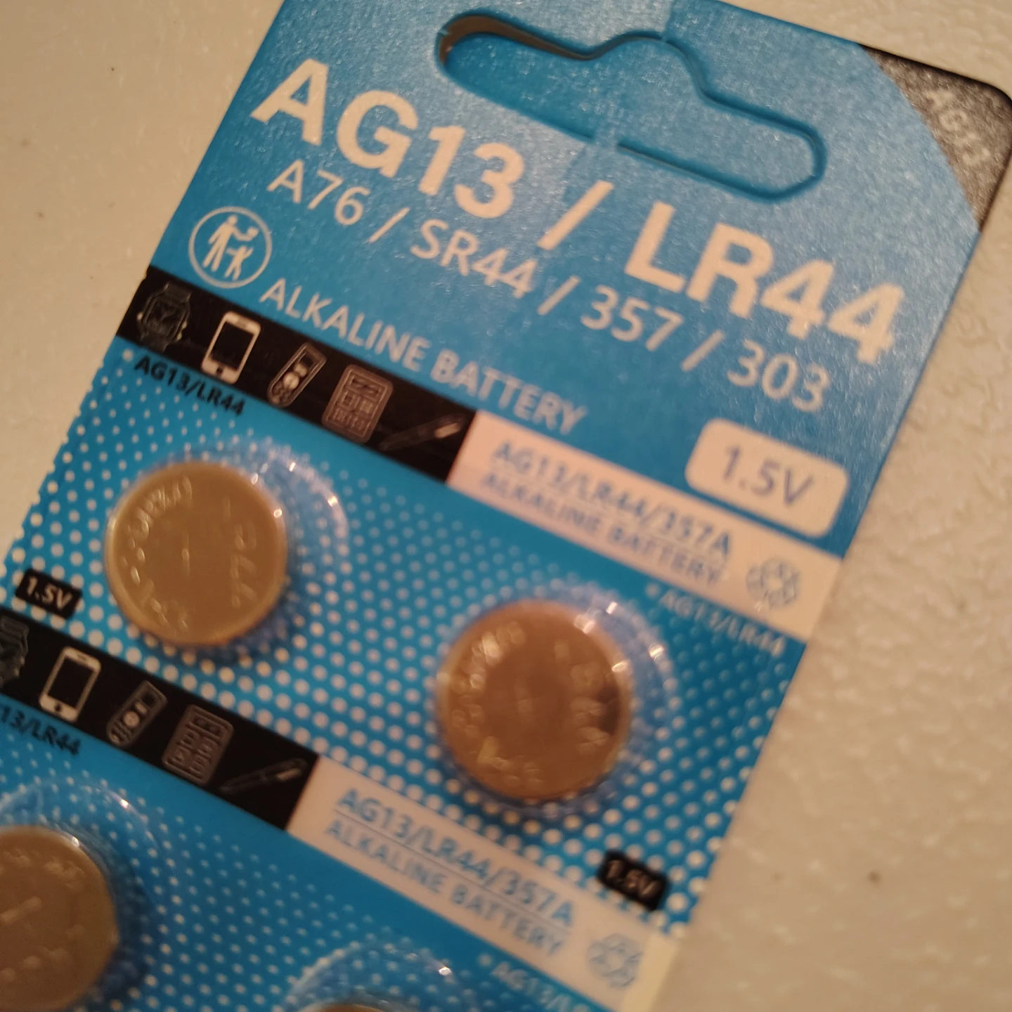 AG13 / LR44 Alkaline Battery (1.5V)