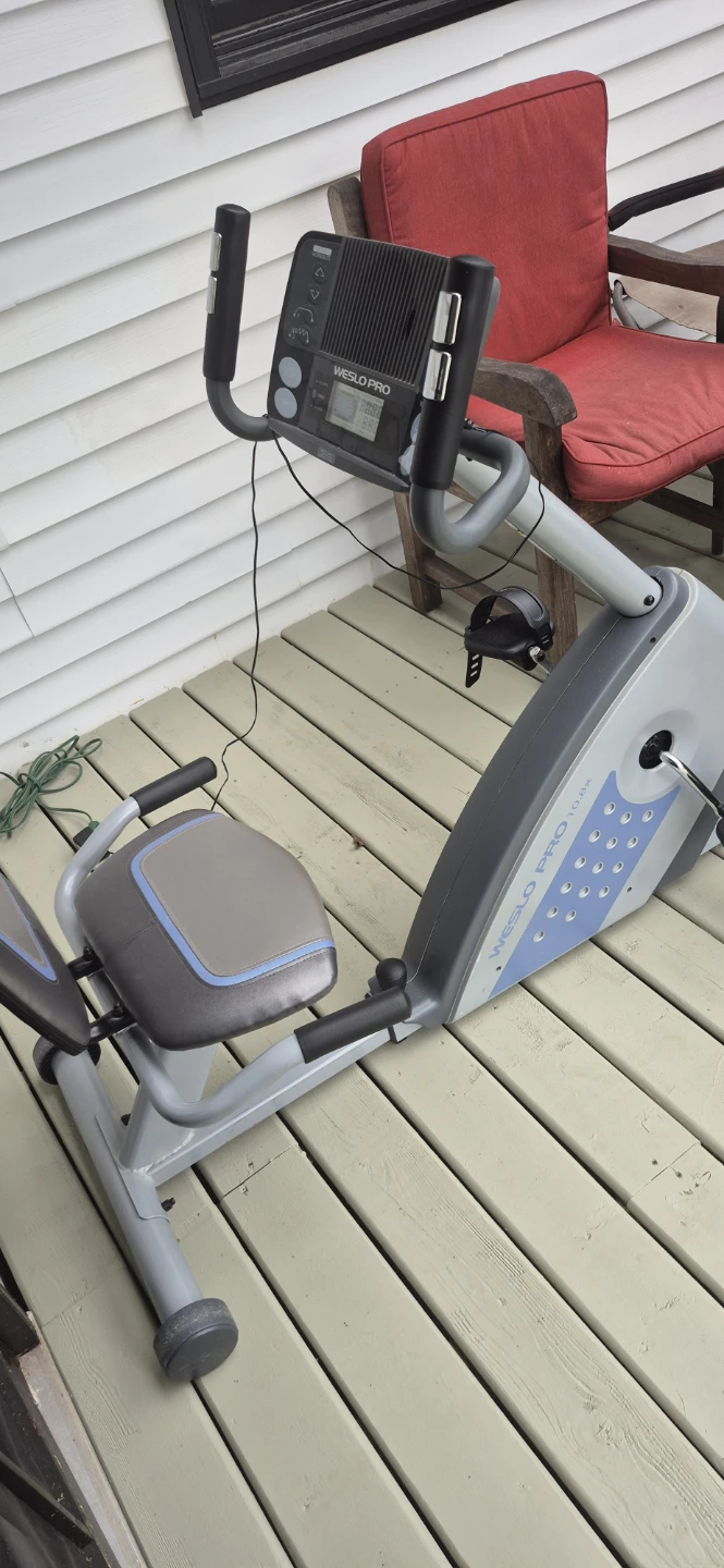 Weslo Pro Recumbent Exercise Bike