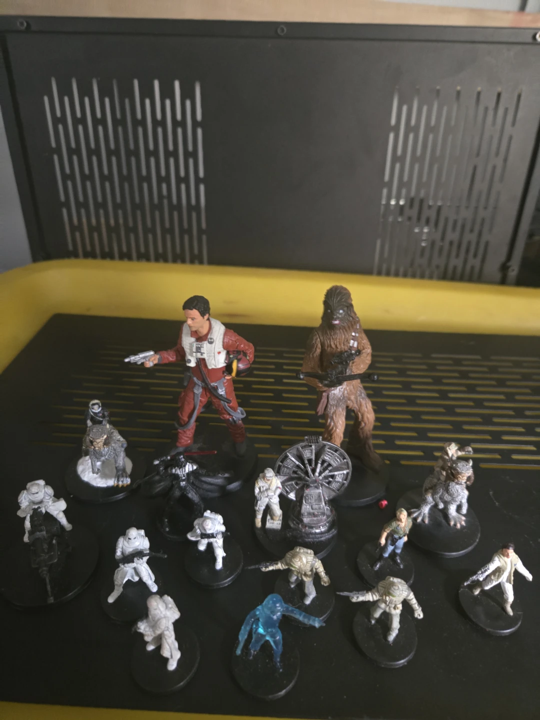 Title: Star Wars Imperial Assault Miniatures Lot (15 Figures)
