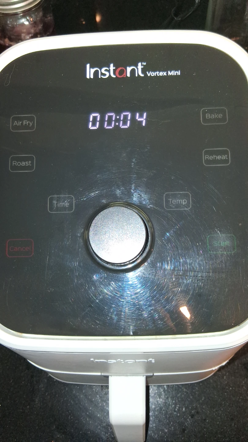 Instant Vortex Mini Air Fryer - photo 3