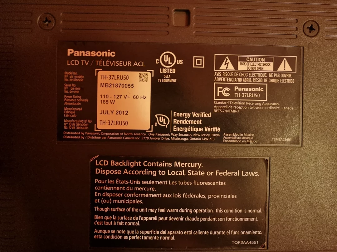 Panasonic TH-37LRU50 LCD TV - photo 3