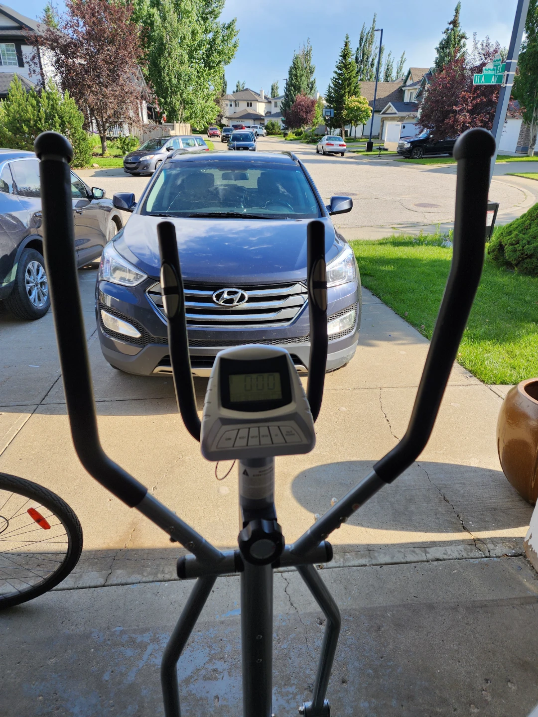 Elliptical Machine - photo 2