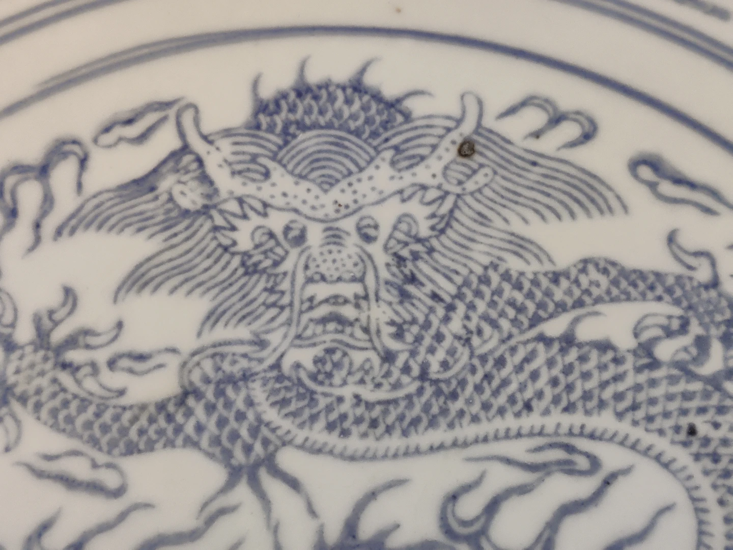 12" Chinese Blue & White Rice Eyes Dragon Tray Plates Marked - photo 4
