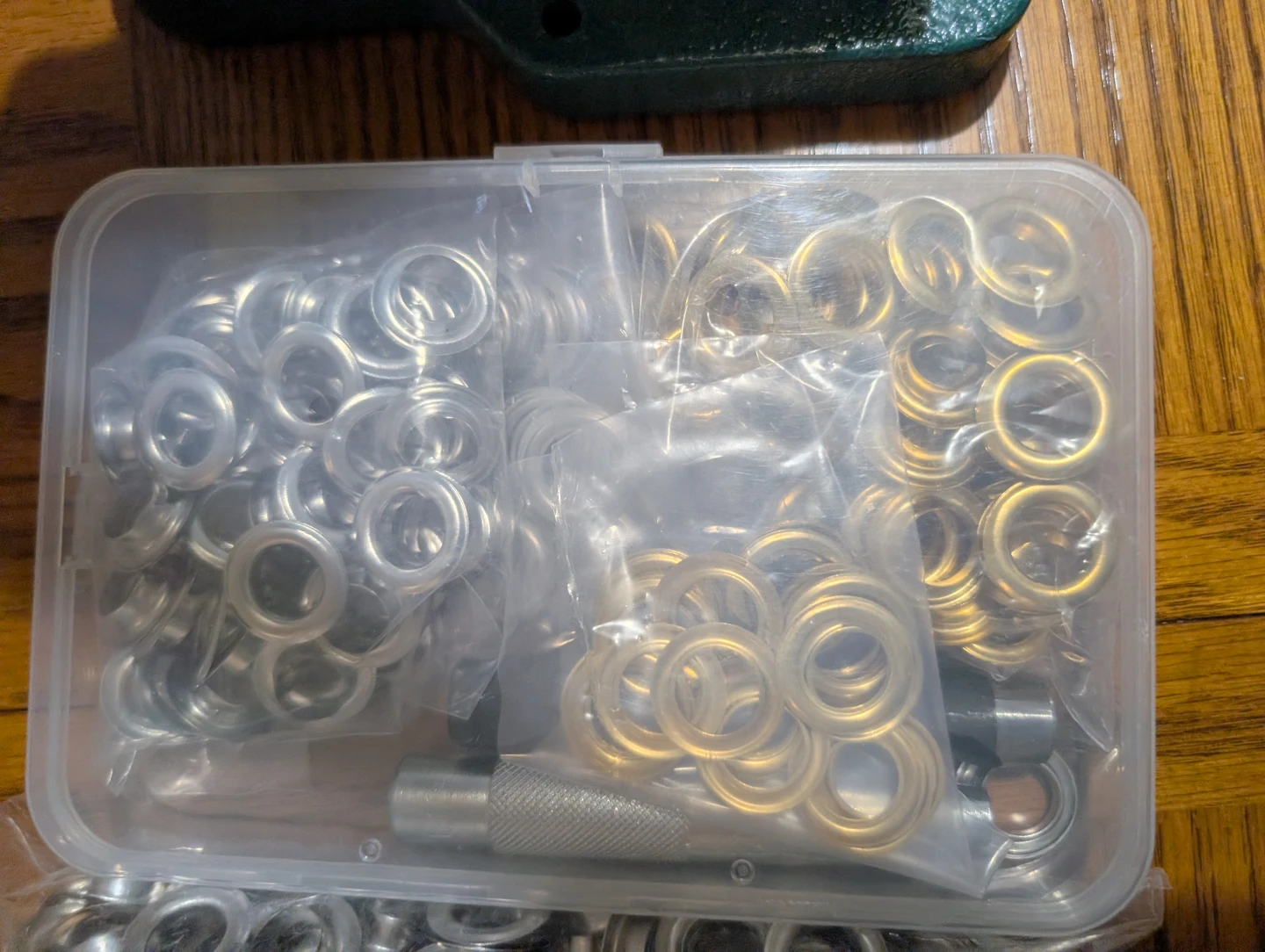 Grommet Press Tool with Assorted Grommets - photo 3
