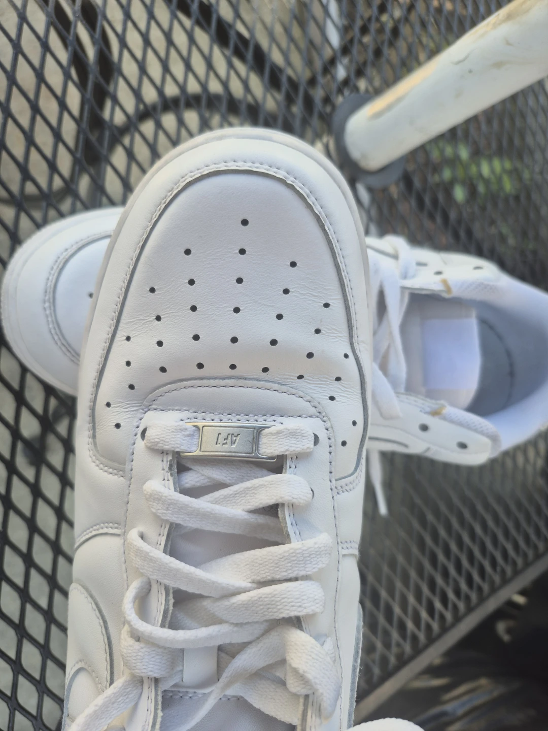 Nike Air Force 1 White Leather Sneakers Size 10 - photo 2