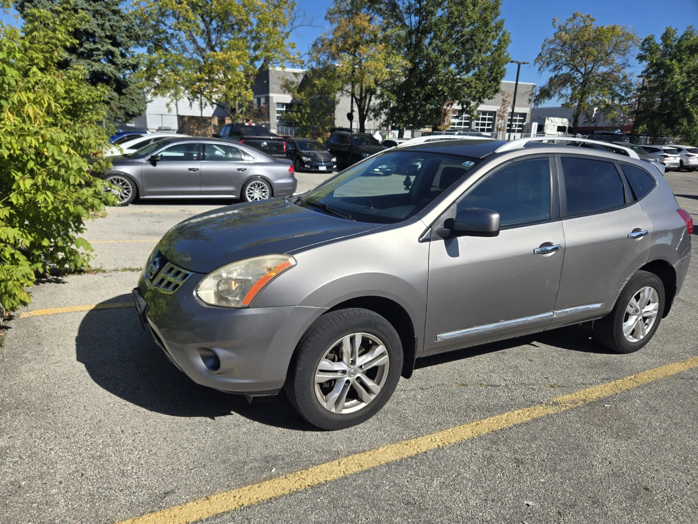 2013 Nissan Rogue.