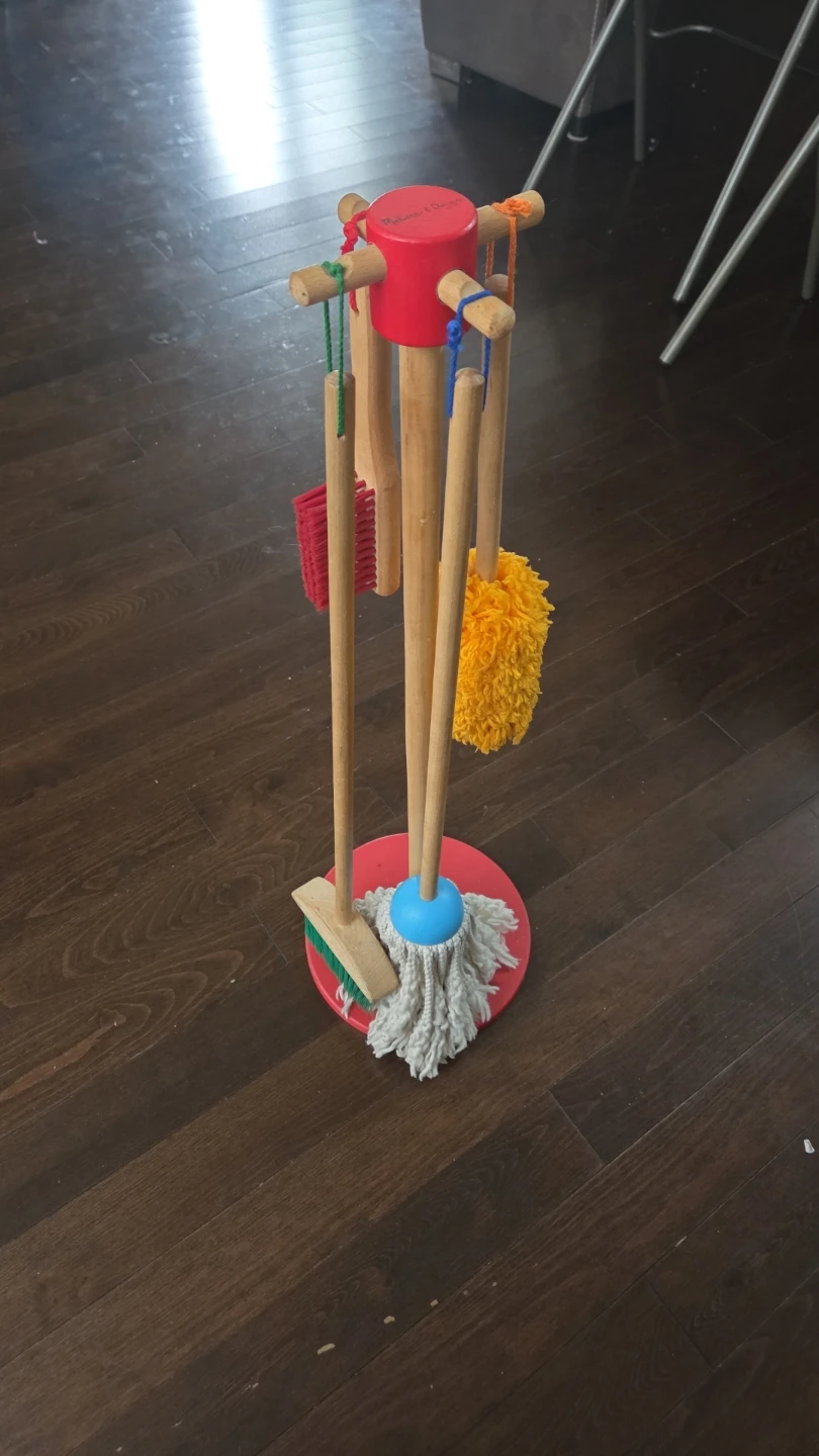 Melissa & Doug Wooden Cleaning Play Set