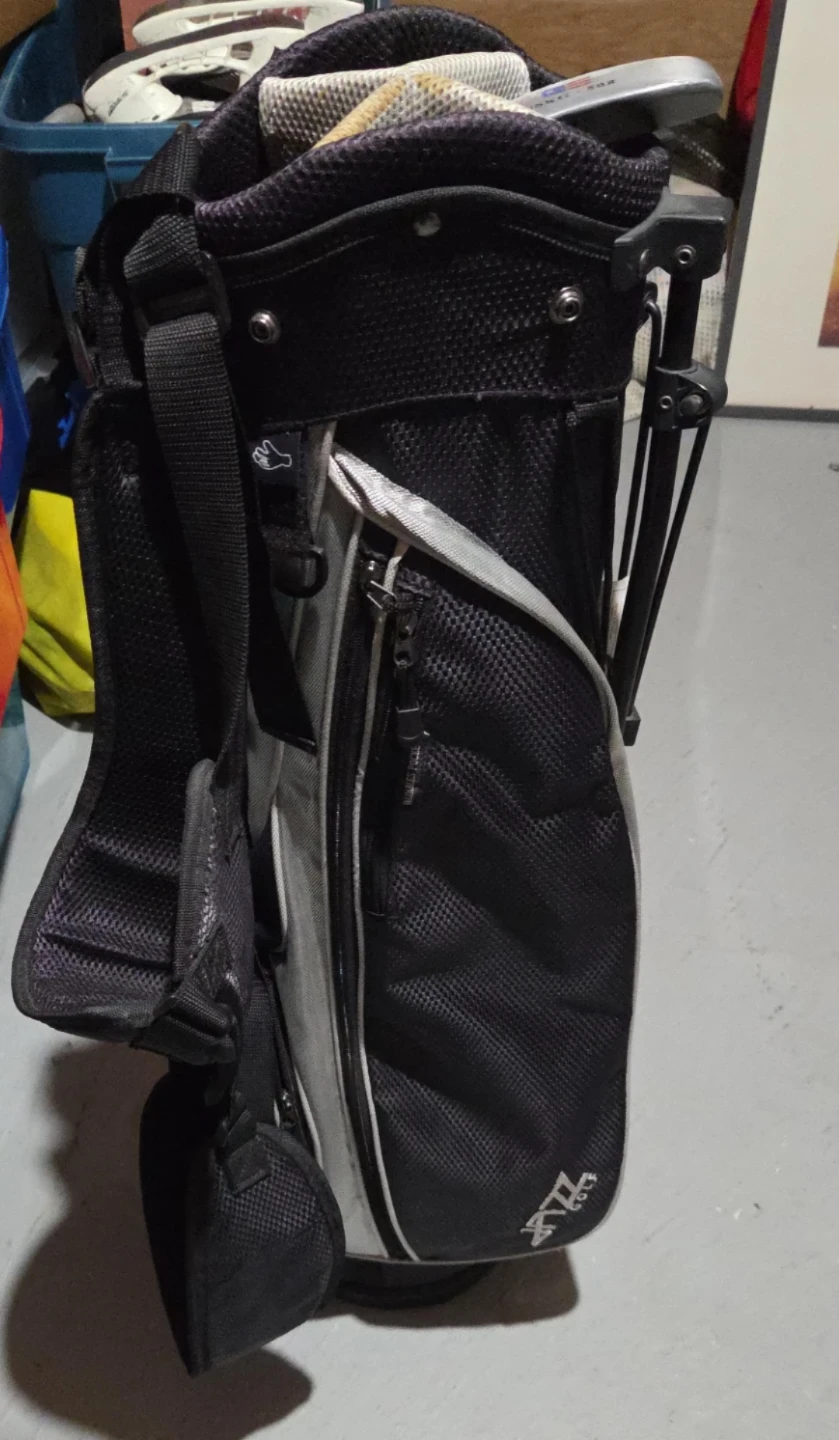 Black and Grey Golf Bag (youth size) with clubs