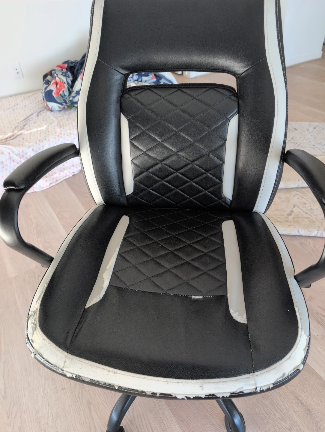 Gaming Chair - Black and White
