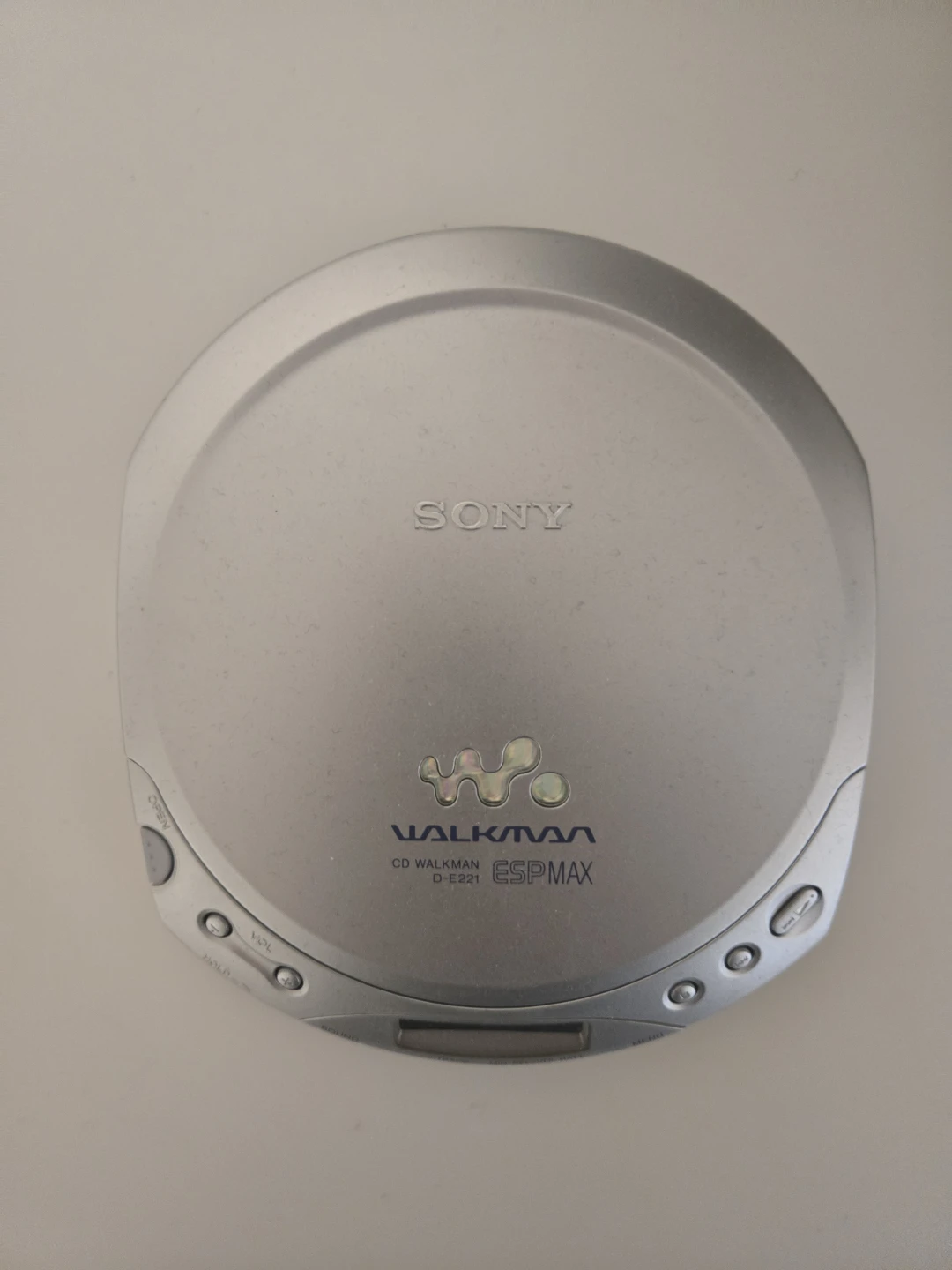Sony Walkman CD Player D-E221 ESP MAX