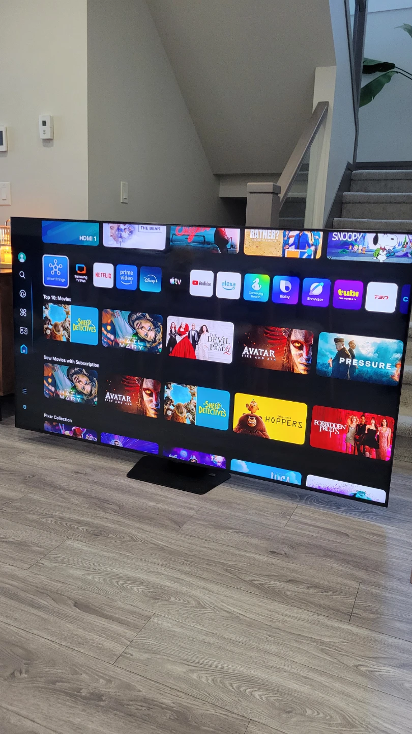 75"  SAMSUNG  QLED 4K UHD Smart TV - photo 2