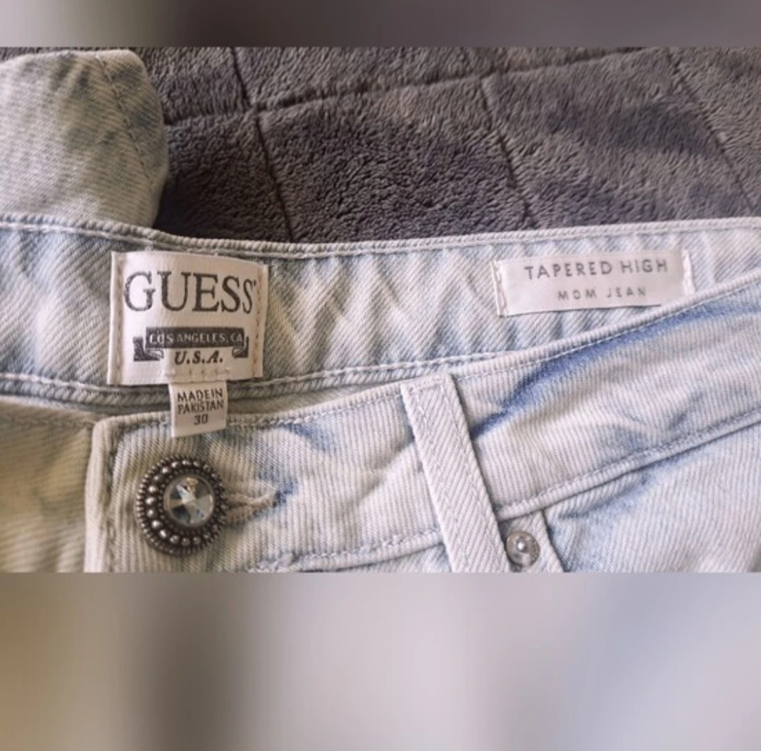Guess Womans High Rise Mom Jeans with rhinestones - photo 5