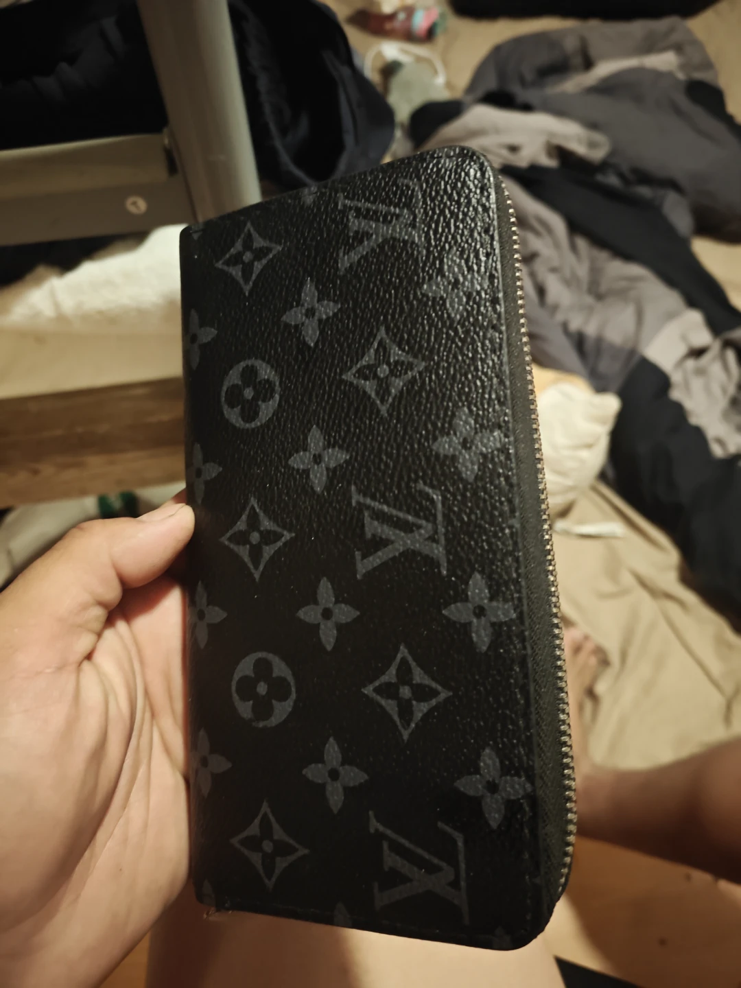 Louis Vuitton Zip Around Wallet