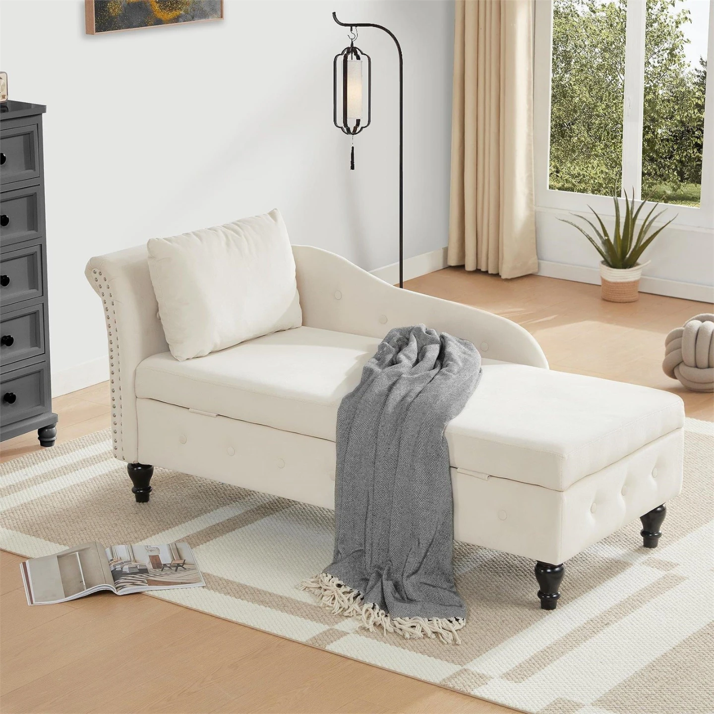 Brand new chaise lounge with storage