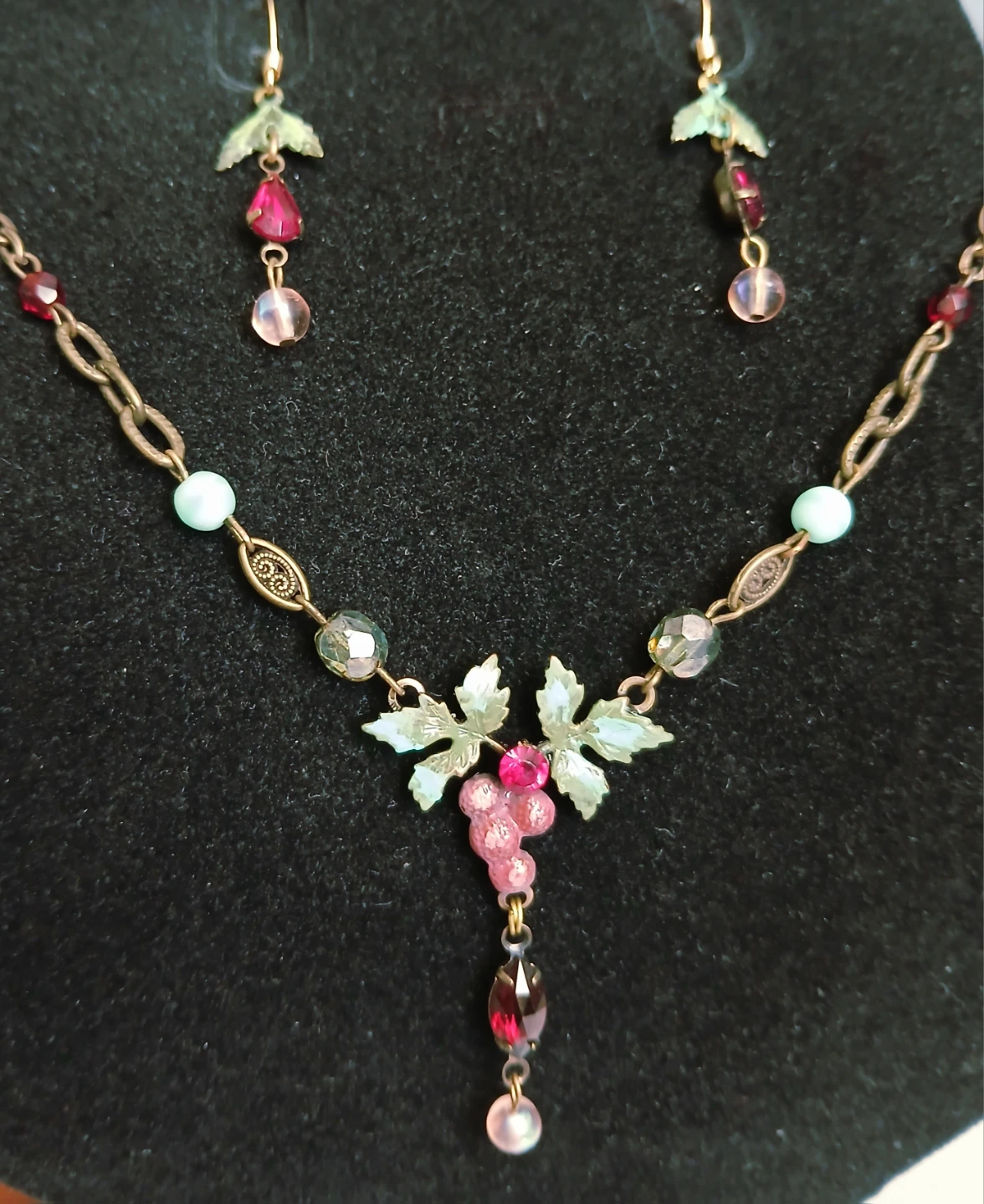 Grape & Leaf Necklace and Earring Set - photo 2