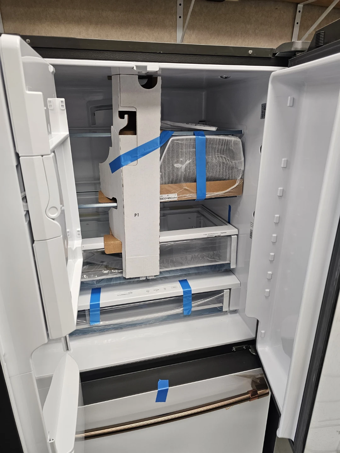 New GE Cafe 36in matte white Refrigerator - photo 2