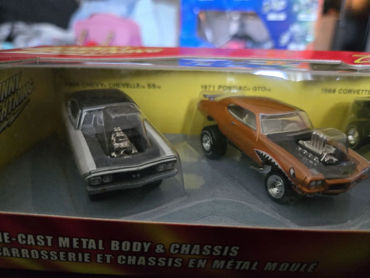 Johnny Lightning "Tingers!" 5-Car Die-Cast Set - photo 3