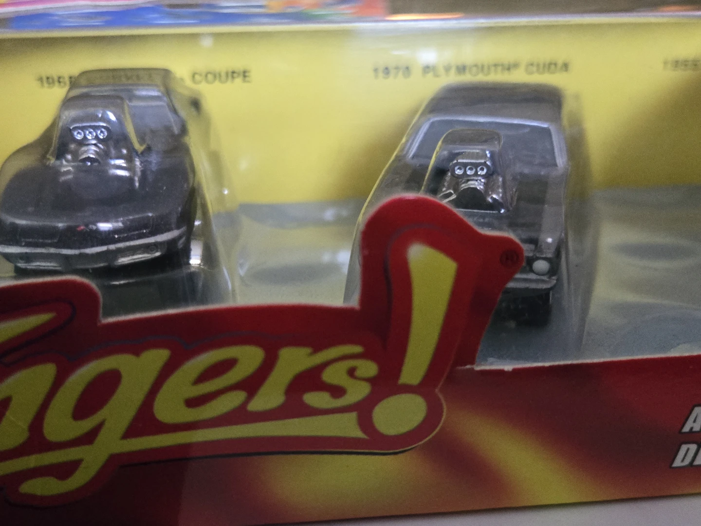 Johnny Lightning "Tingers!" 5-Car Die-Cast Set - photo 4