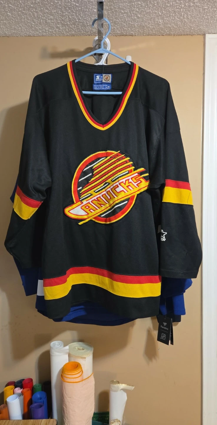 Vintage Vancouver Canucks jersey