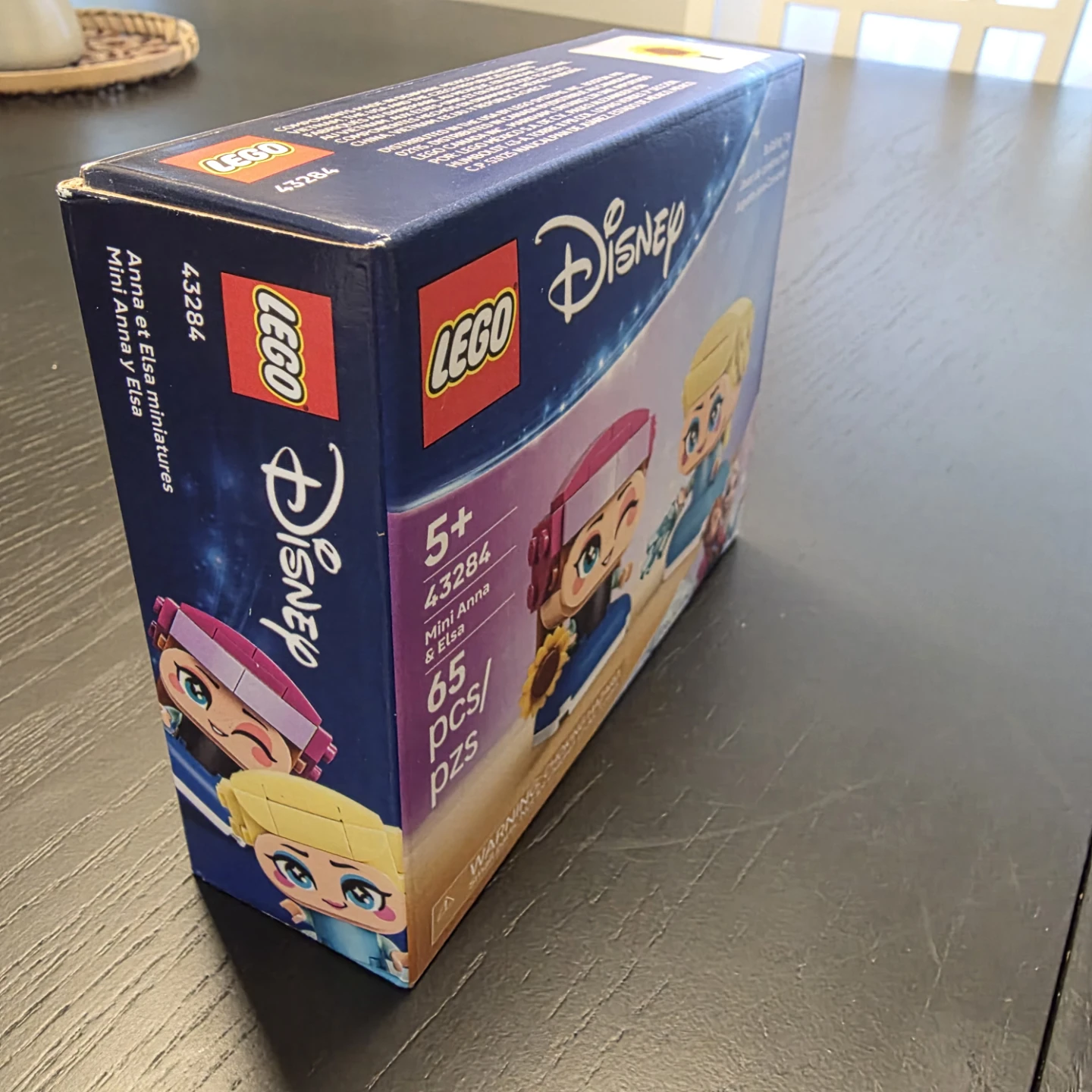 LEGO Disney Mini Anna & Elsa Building Toy 43284 - photo 3