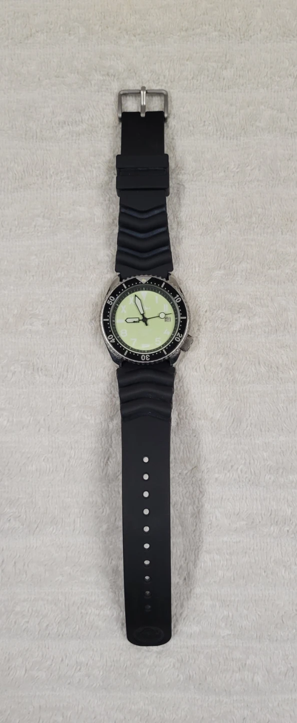 Seiko 7002-7000 Automatic Diver Watch (Needs Regulation) - photo 3