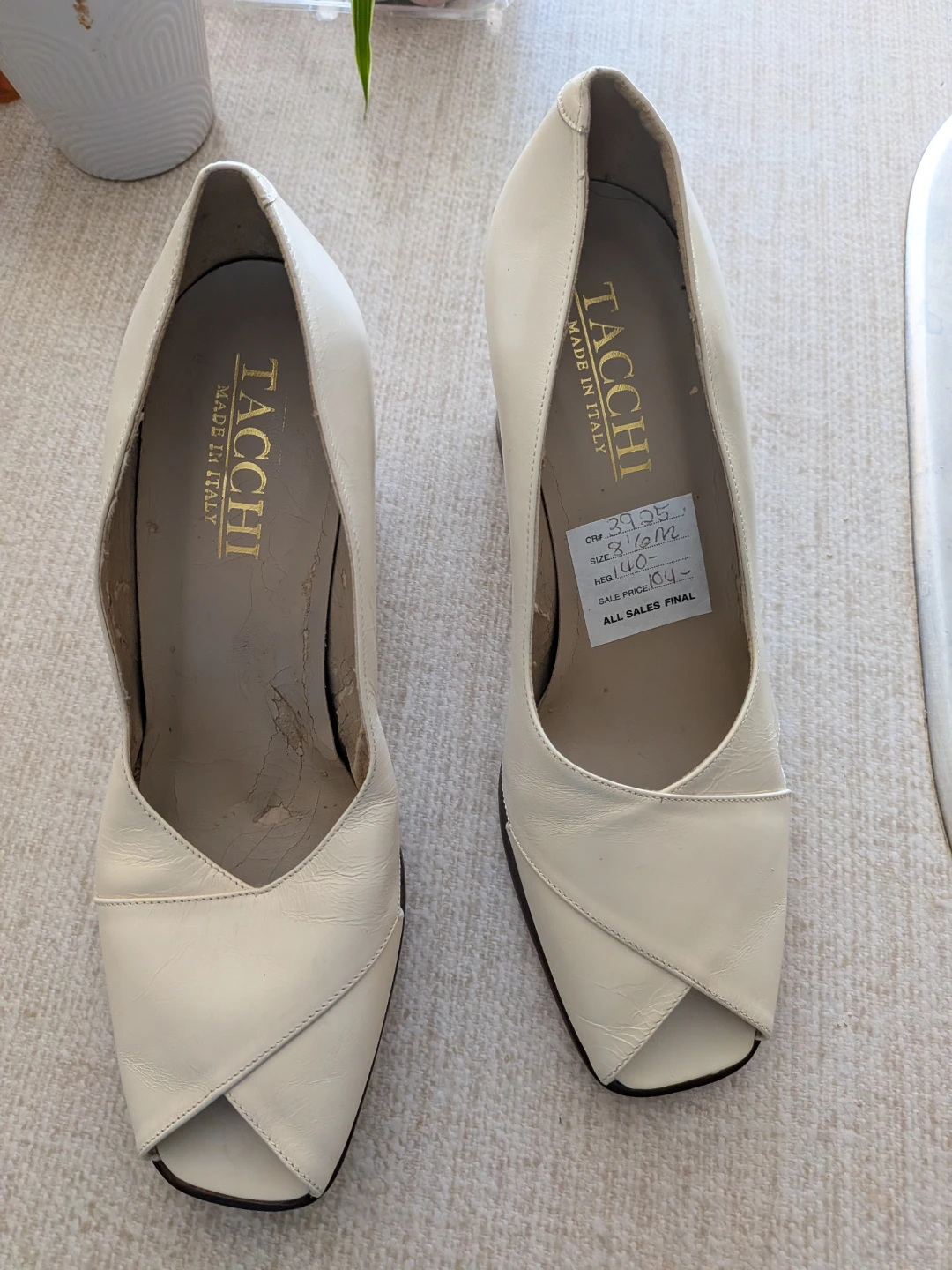 TACCHI Cream Leather Heels - Size 8.5M
