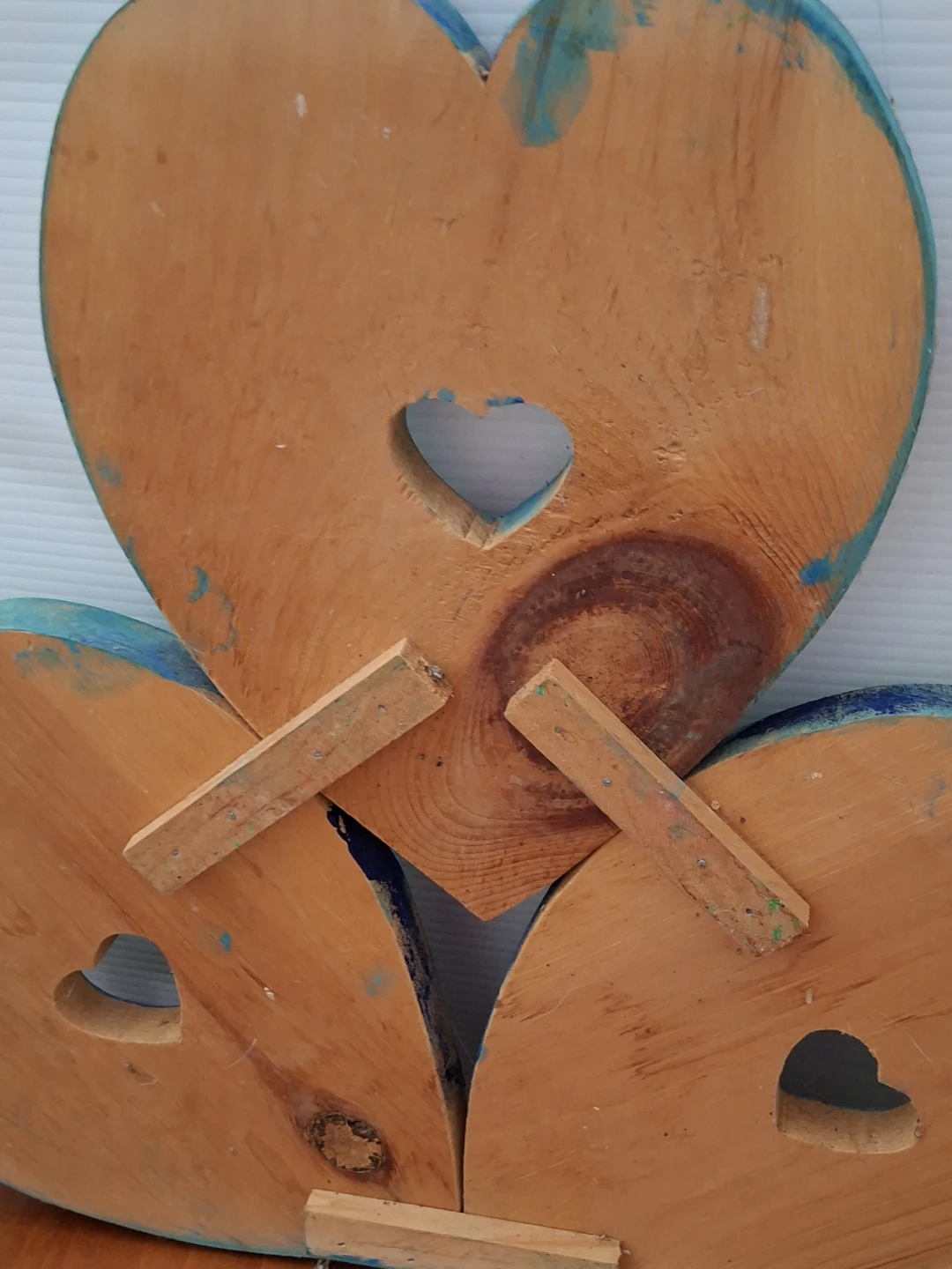 Heart Shaped Decorative Wood Cutouts with Floral Design - photo 3