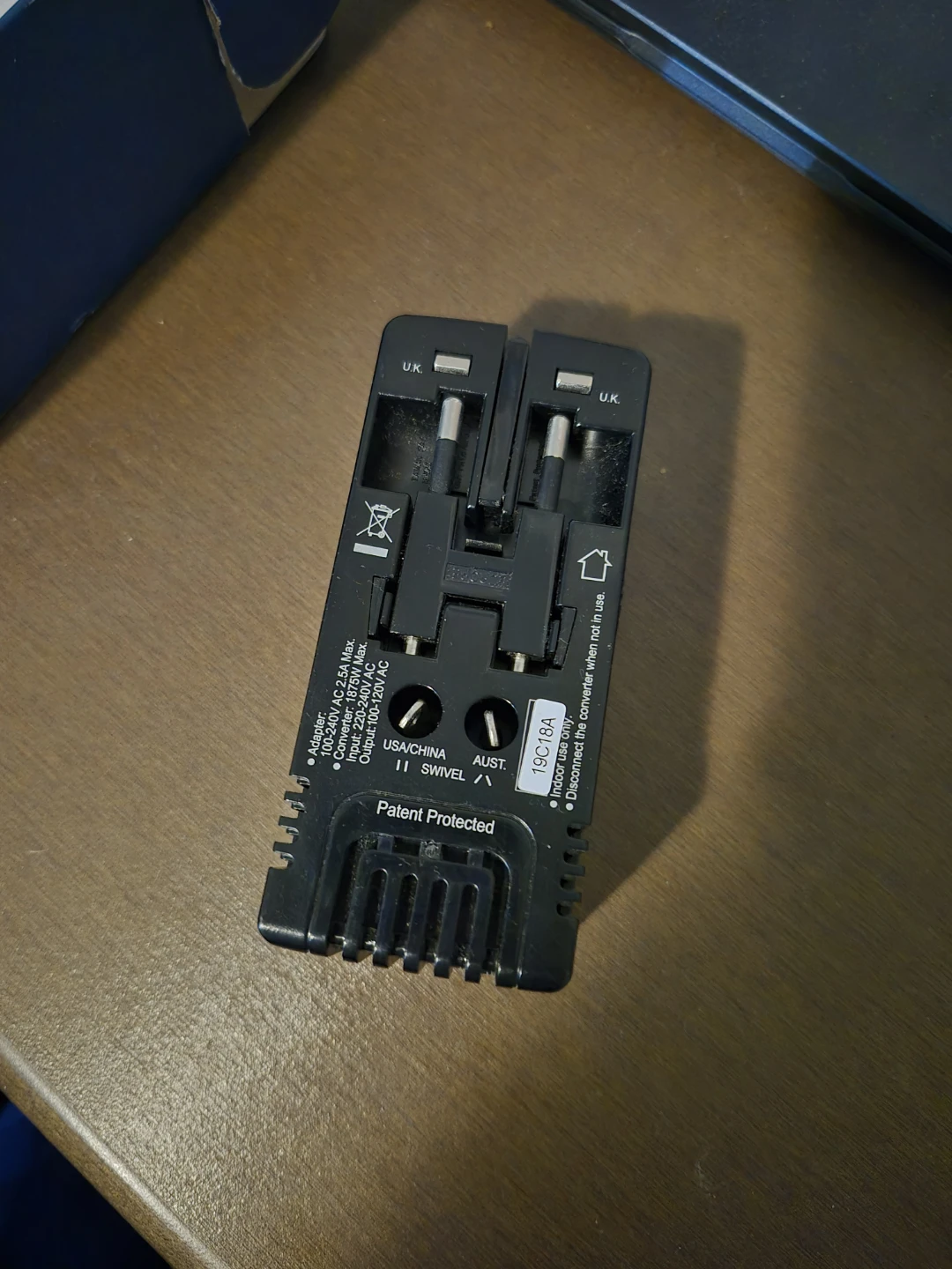 Insignia All-In-One Travel Adapter/Converter NS-MTA1875-C - photo 2