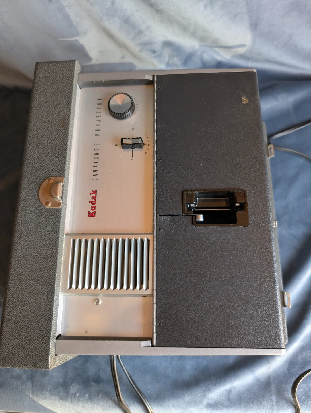 Kodak Carousel Projector - photo 2