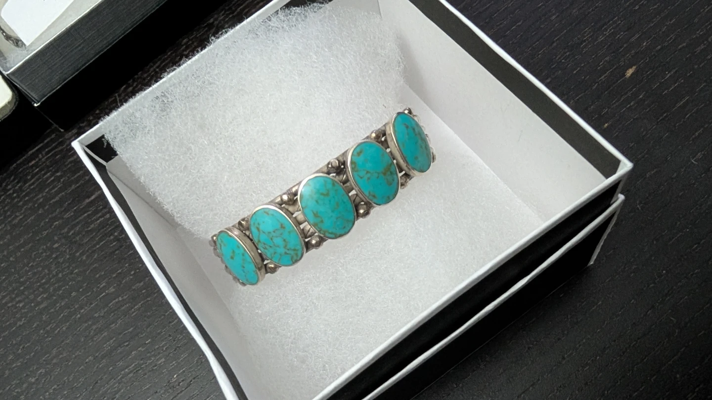 Turquoise Cabochons Cuff bracelet