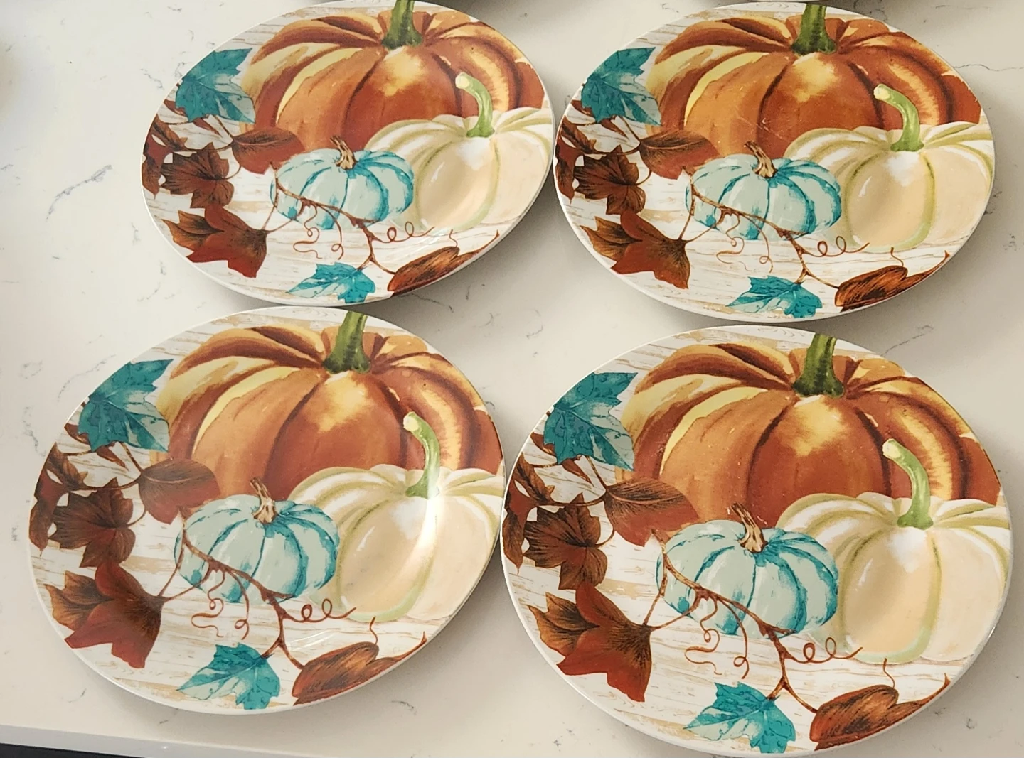 Royal Norfolk Pumpkin Pattern 4pc 10.5in Round Ceramic Plates