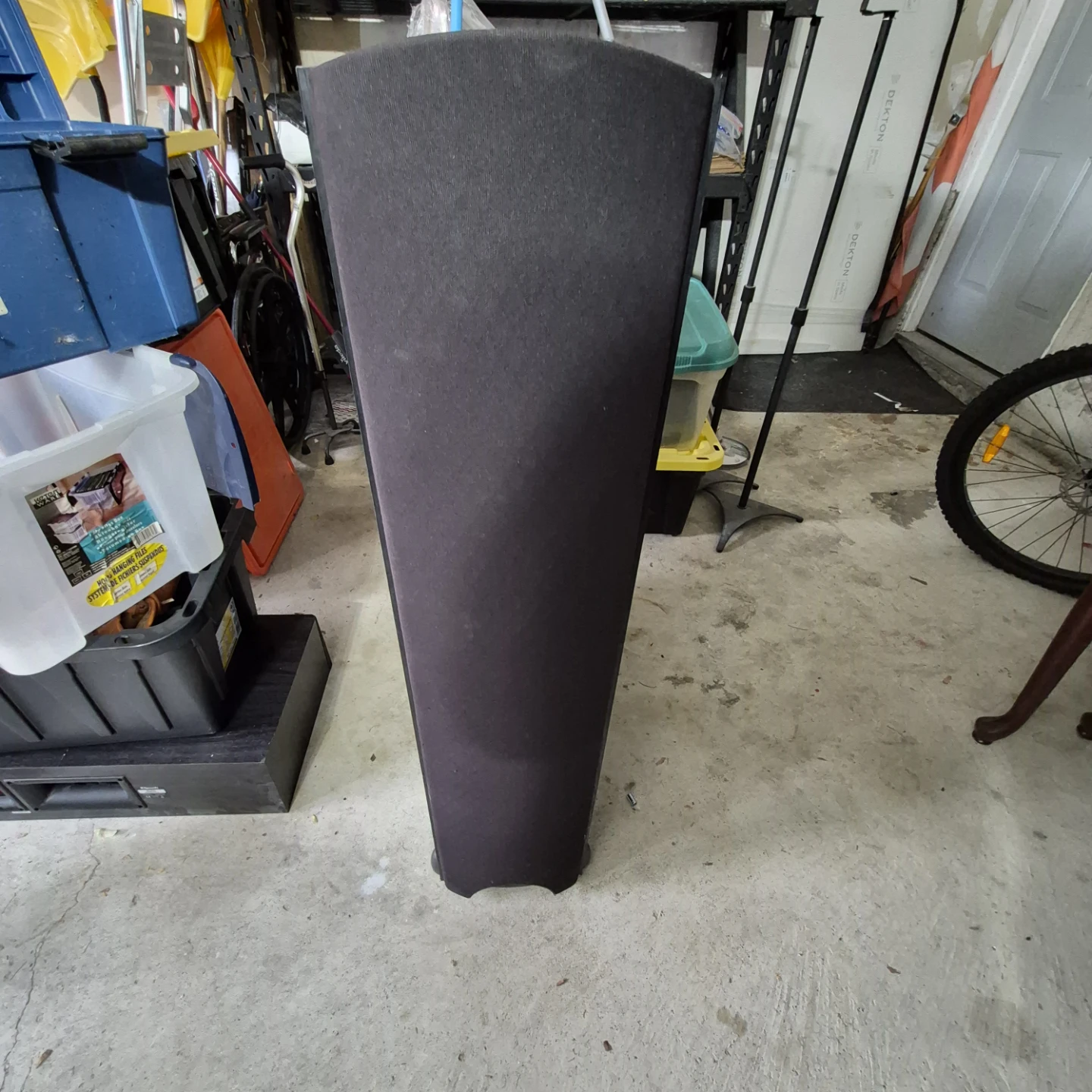 2 Black Floorstanding Speakers - photo 2