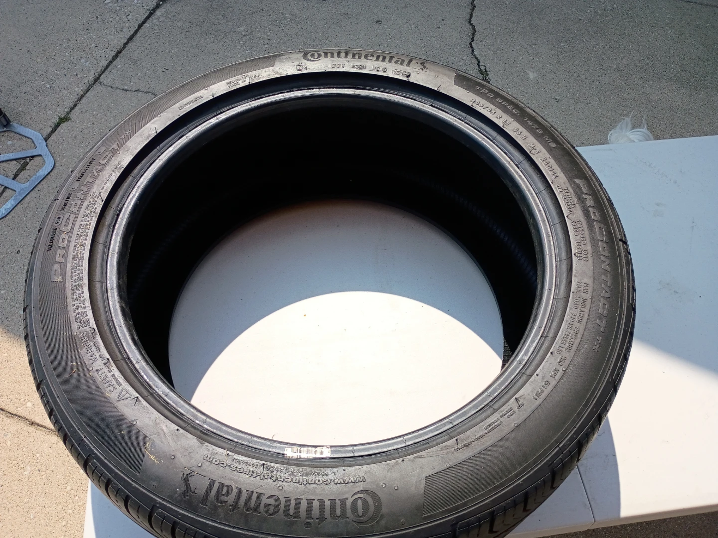 Continental PROCONTACT Tire 205/55 R16