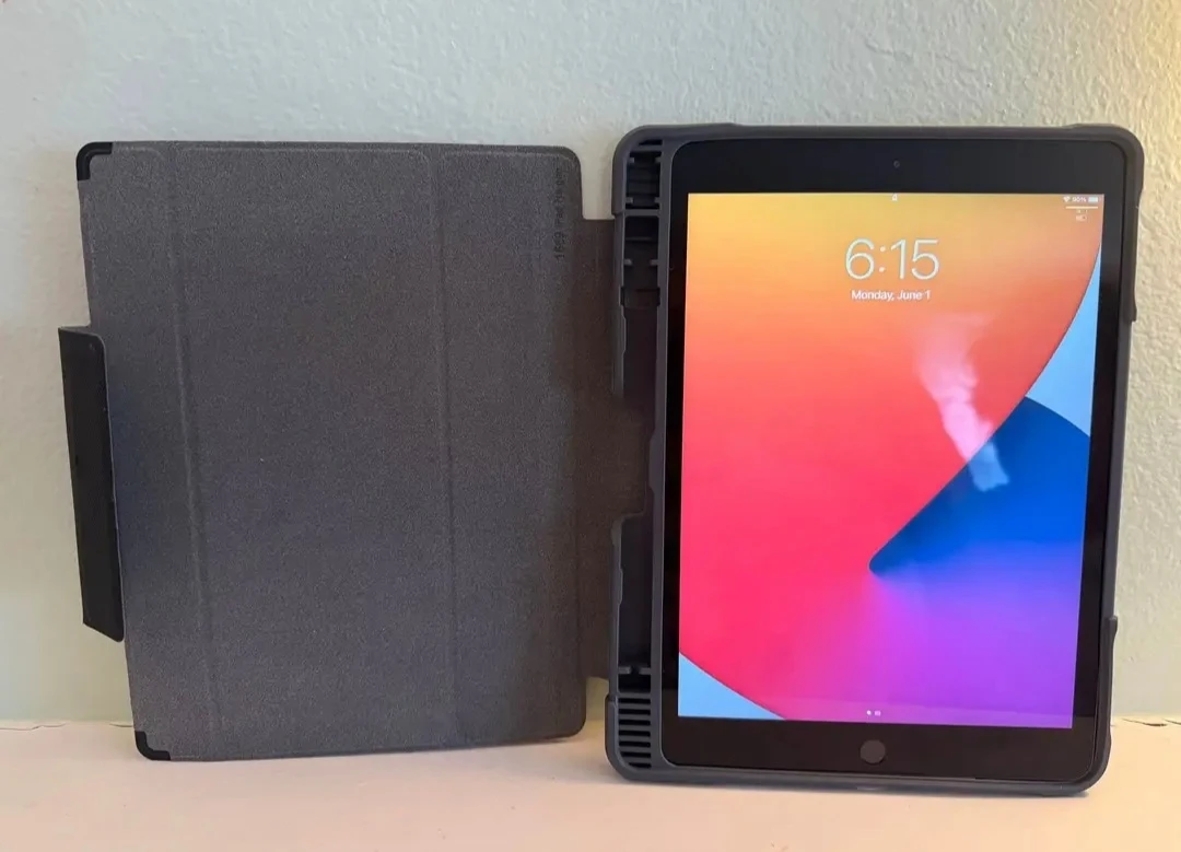 iPad 7th Generation - photo 3