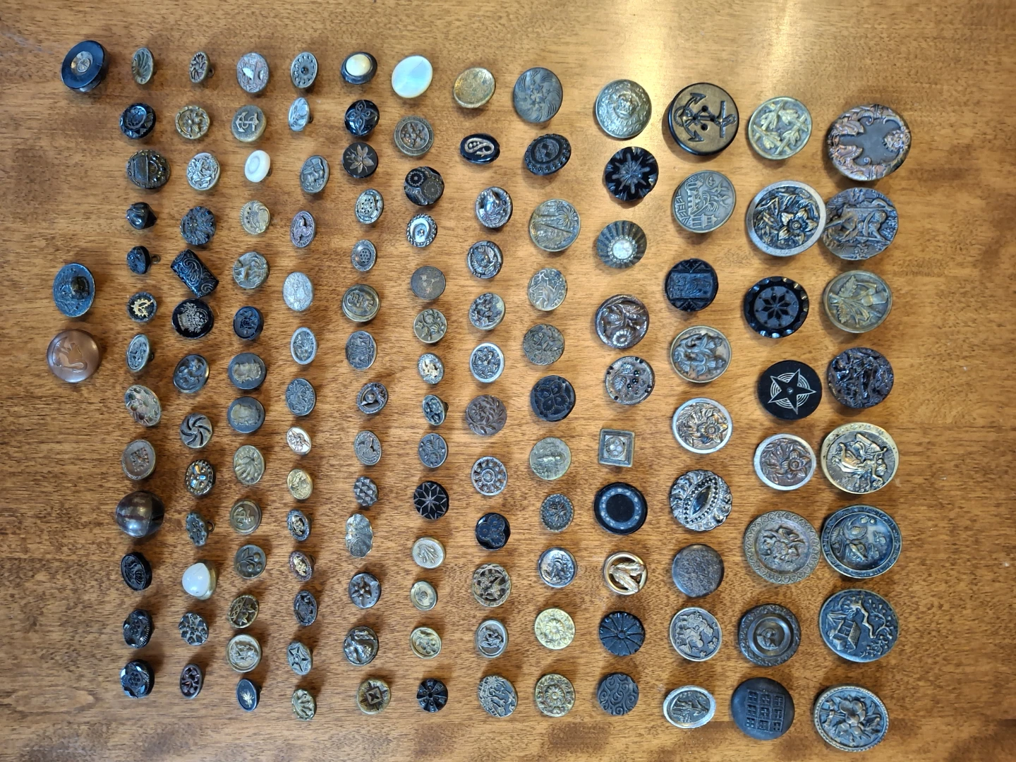 Vintage Button Collection with Wooden Box - photo 4