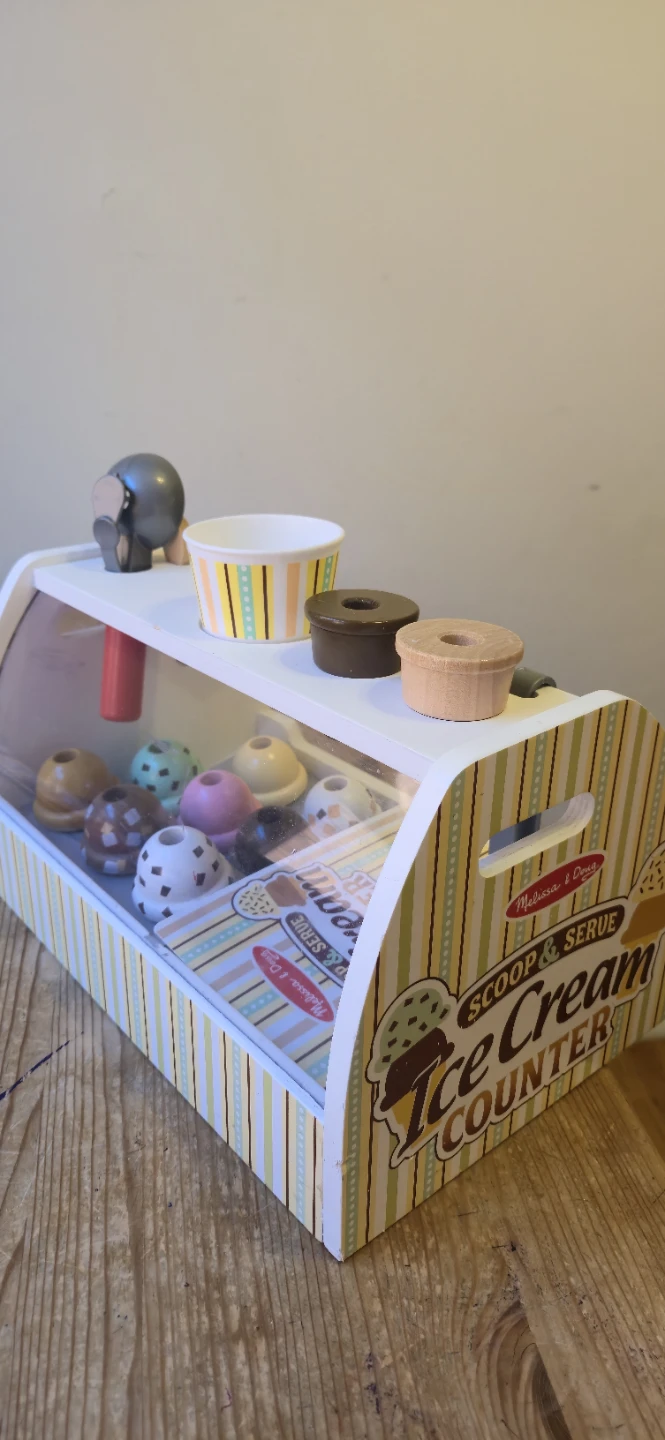 Melissa & Doug Scoop & Serve Ice Cream Counter Play Set