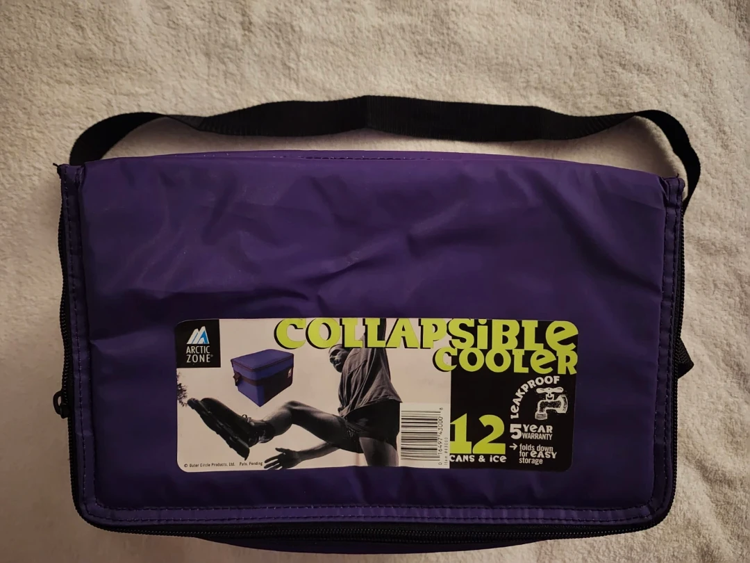 NEW COLLAPSABLE COOLER. PURPLE + BLACK. Fits 12 Cans, ice, lunch - photo 5