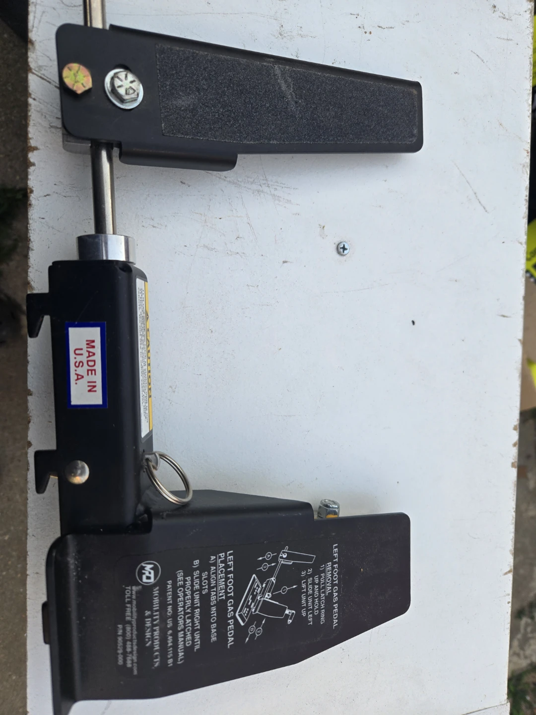 Left Foot Gas Pedal Assembly - photo 2
