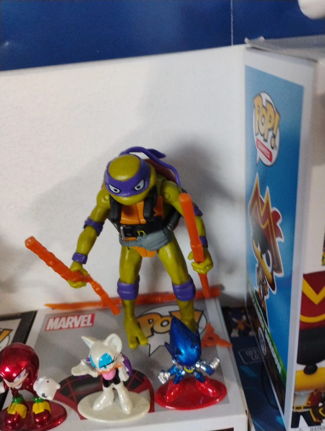 Teenage Mutant Ninja Turtles Donatello Action Figure - photo 2