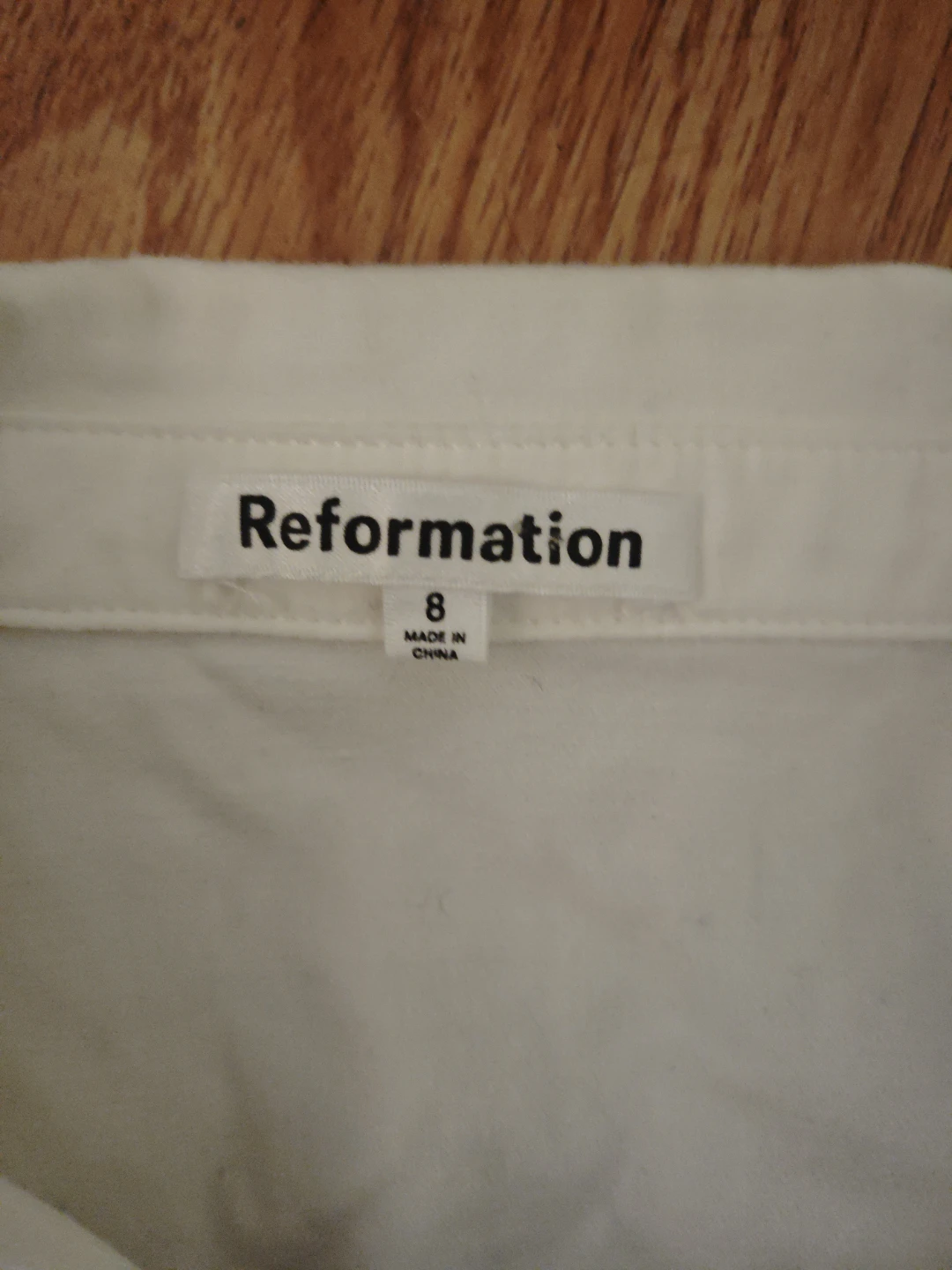 Bundle of 5 Tops - Reformation, Uniqlo, Ecko - photo 4